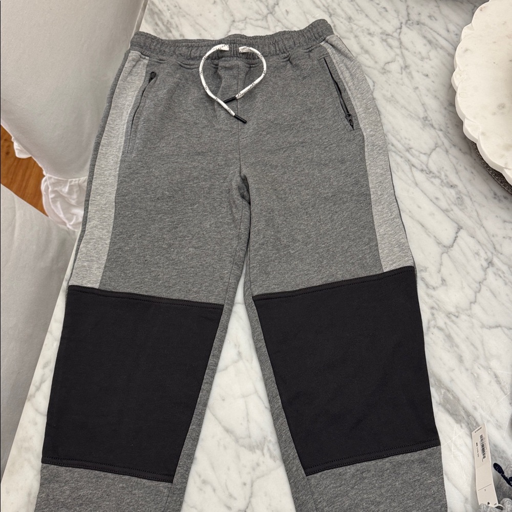 NWOT ❤️❤️Hanna Andersson- functional drawstring joggers. Color block.Sz 12 - 150